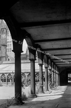 CLOISTERS N.SIDE SIR CHRISTOPHER WREN